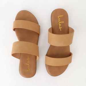 NWT Lulu’s Nude Sandals